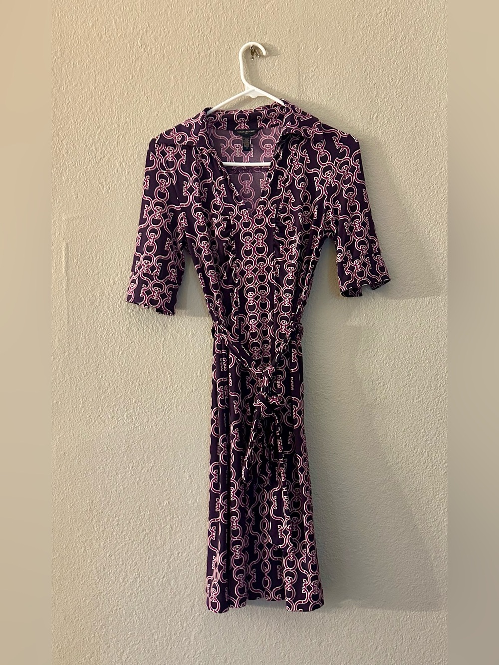 Vintage Women's Purple Chain-Print Wrap Dress